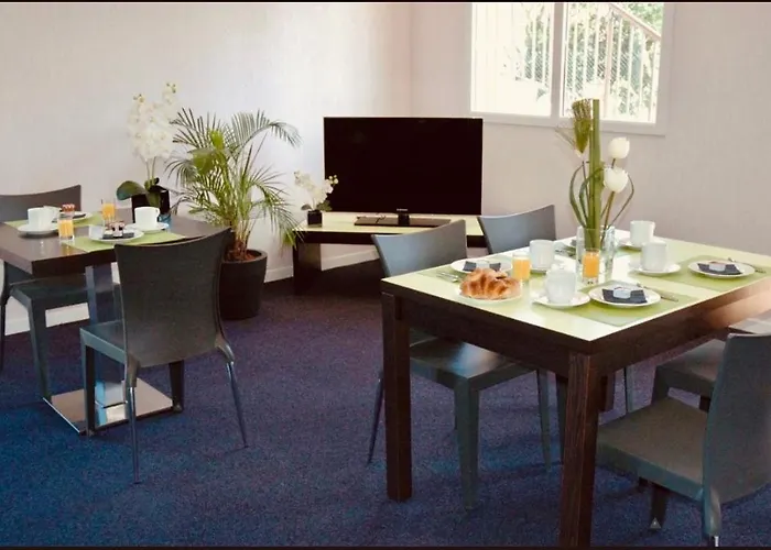 élégant Avec Balcon à 5 Min De Honfleur Parking Et Piscine